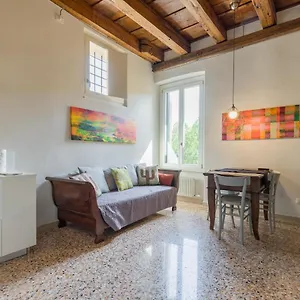 Gaetanotrezza14 Apartment